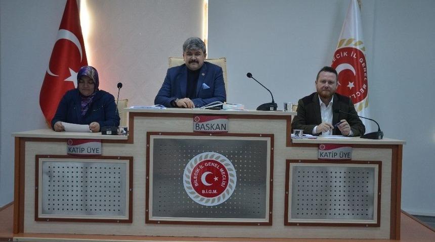 Bilecik İl Genel Meclisinde Oturumun A&ccedil;ılıp Kapanması Bir Oldu