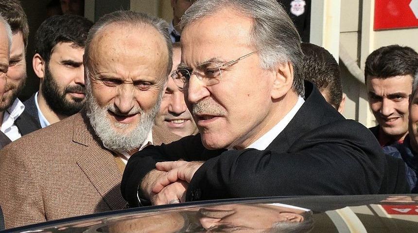 Şahin, Karab&uuml;kspor&rsquo;a El Attı