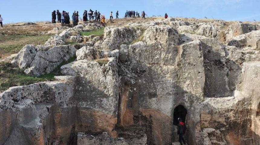 &Ouml;ğrenciler Perre Antik Kente Hayran Kaldı
