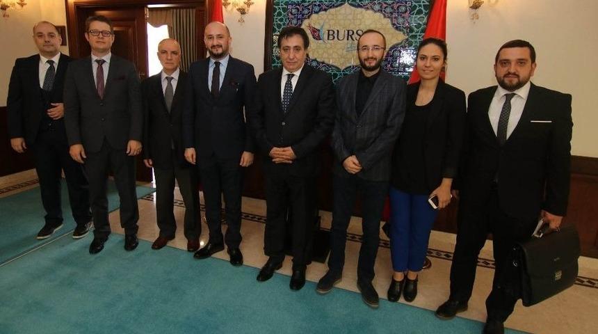 Elyak&rsquo;tan &Ouml;rnek Sosyal Sorumluluk Projesi