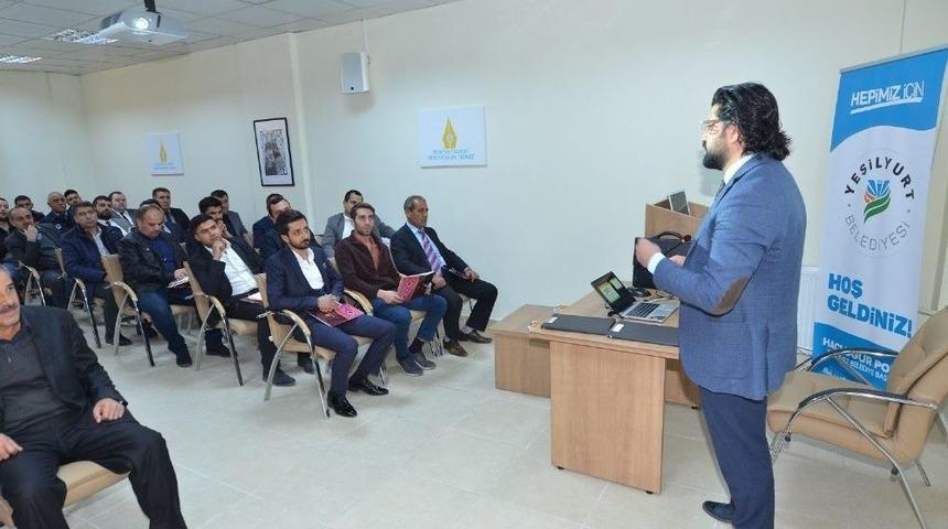 Yeşilyurt Belediyesi’nden Hizmet İçi Eğitim Semineri