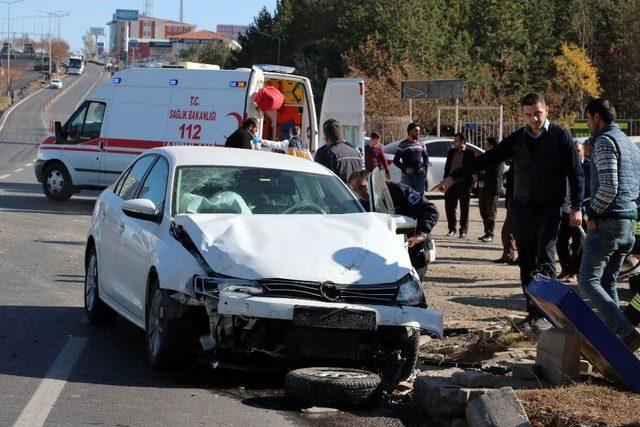 Yozgat’ta Trafik Kazası: 1 Ölü, 3 Yaralı