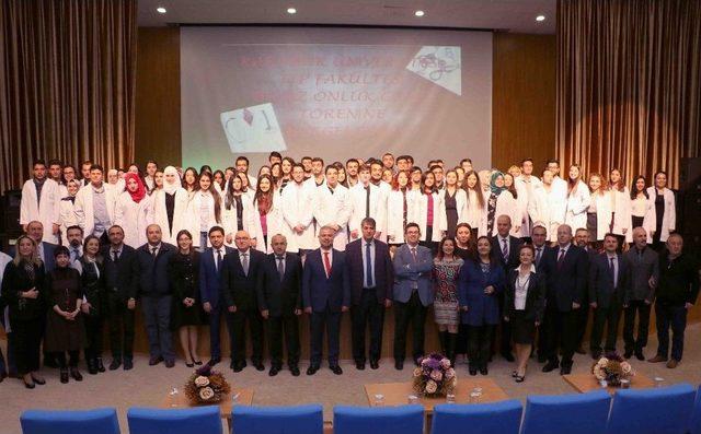 Kbü’de 92 Tıp Öğrencisi Beyaz Önlük Giydi