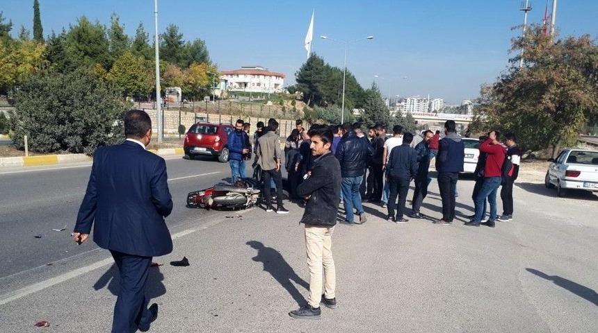 Otomobil İle Motosiklet &Ccedil;arpıştı: 1 Yaralı