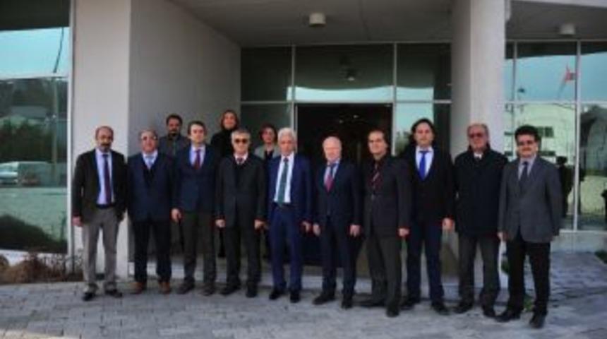 Azar, Obezite Ve Diyabet Uygulama Ve Araştırma Merkezi&rsquo;ni Ziyaret Etti