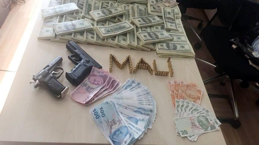 Sahte Para &Ccedil;etesi Operasyonunda 1 Milyon Abd Doları Ele Ge&ccedil;irildi