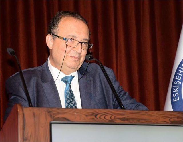 Esog&uuml;&rsquo;l&uuml; Gen&ccedil; Diş Hekimi Adayları Beyaz &Ouml;nl&uuml;klerini Giydi 3