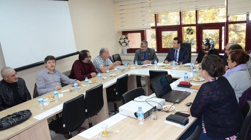 Mahallelerin Eksikleri Masaya Yatırıldı