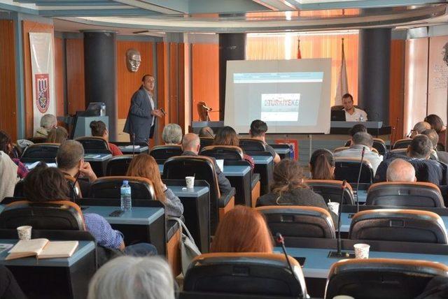 Ayto Akademi&rsquo;den &lsquo;kobiler İ&ccedil;in Sosyal Medya&rsquo; Eğitimi 2