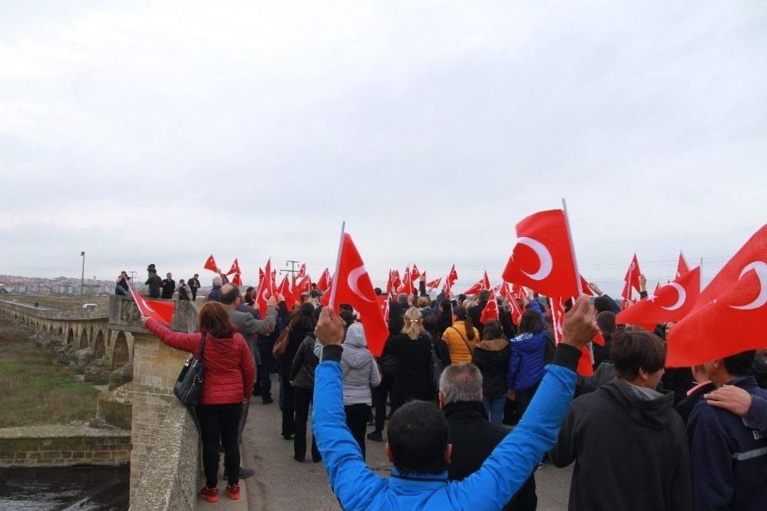 18 Kasım Kurtuluş K&ouml;pr&uuml; Y&uuml;r&uuml;y&uuml;ş&uuml; Yapıldı.
