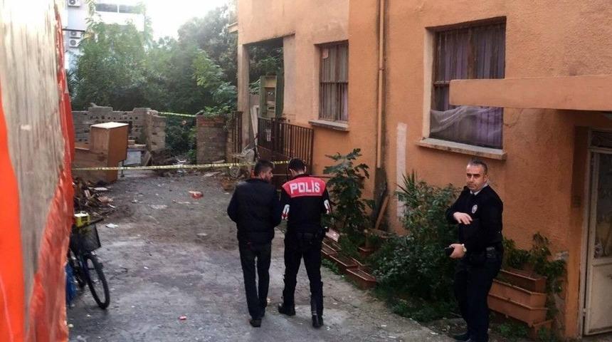 Alanya&rsquo;da 15 Yaşındaki &Ccedil;ocuk Bah&ccedil;ede &Ouml;l&uuml; Bulundu