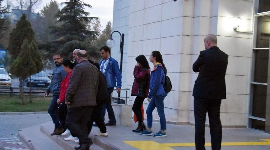 Akhisar&rsquo;da 6 Adreste Fuhuş Operasyonu: 6 Tutuklama