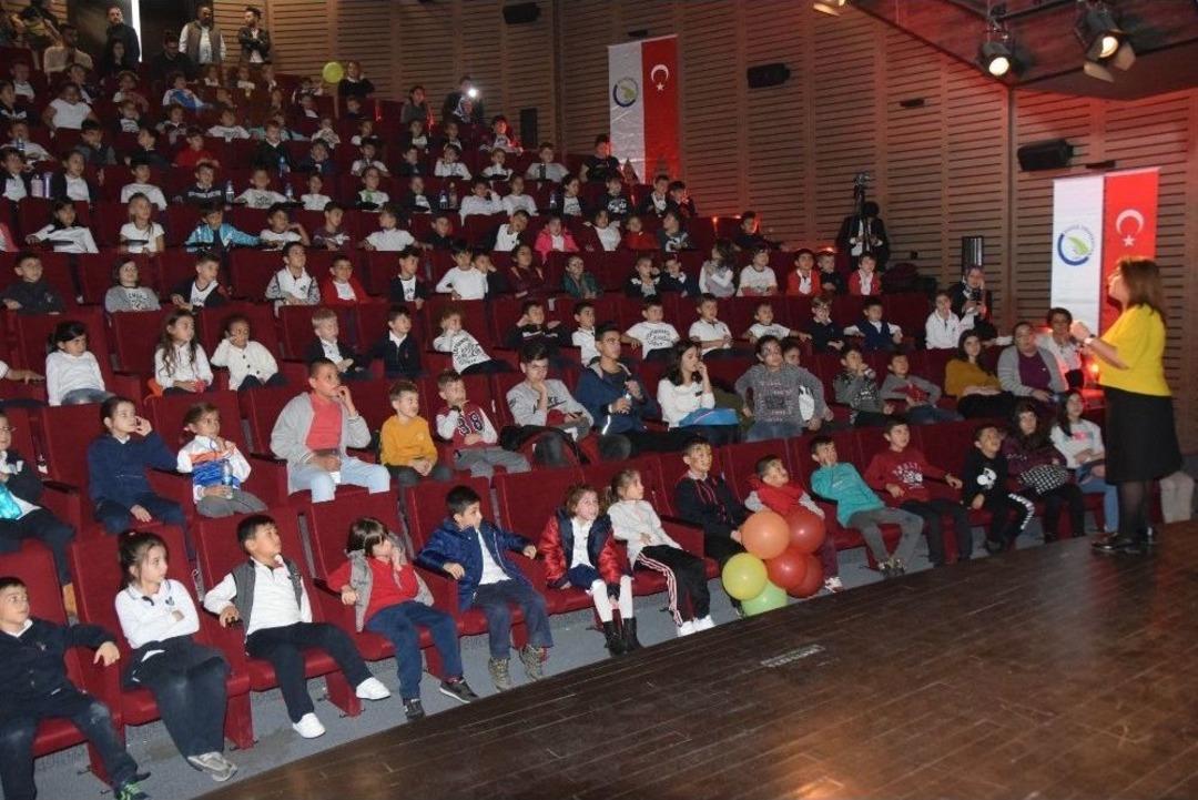 &Ccedil;ocuklara Doğru Beslenme