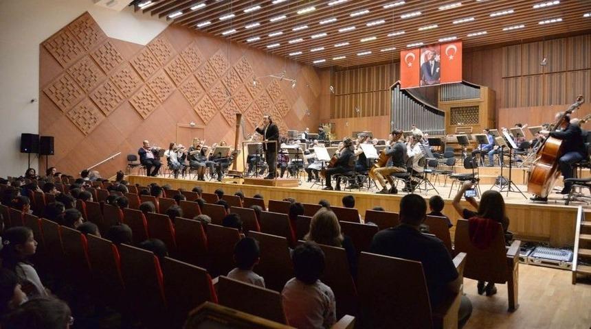 Altındağlı &Ccedil;ocuklar Cumhurbaşkanlığı Senfoni Orkestrası Dinledi
