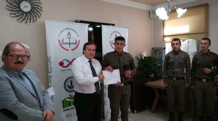 Kışlada Meslek Sahibi Oldular