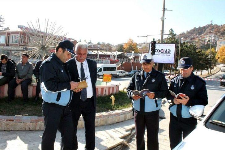 Tosya’da 5 Bin Kişi Aynı Anda Kitap Okudu G4