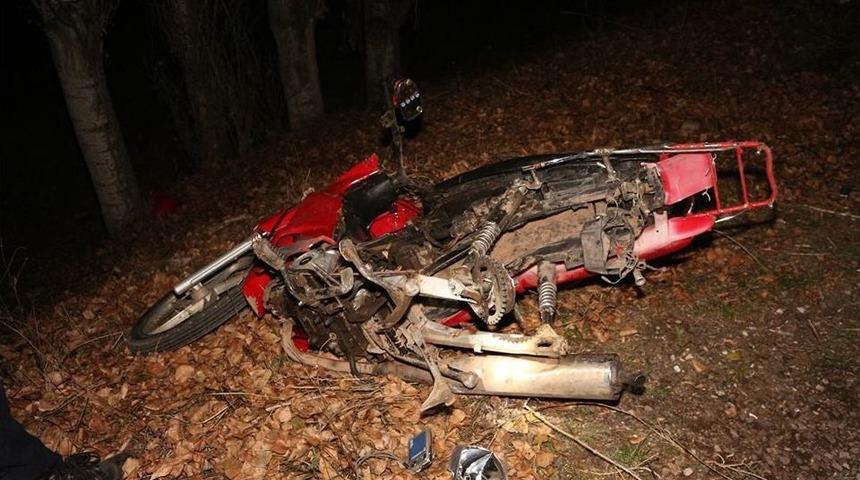 Otomobil Motosiklete Arkadan Çarptı: 1 Ölü, 1 Yaralı