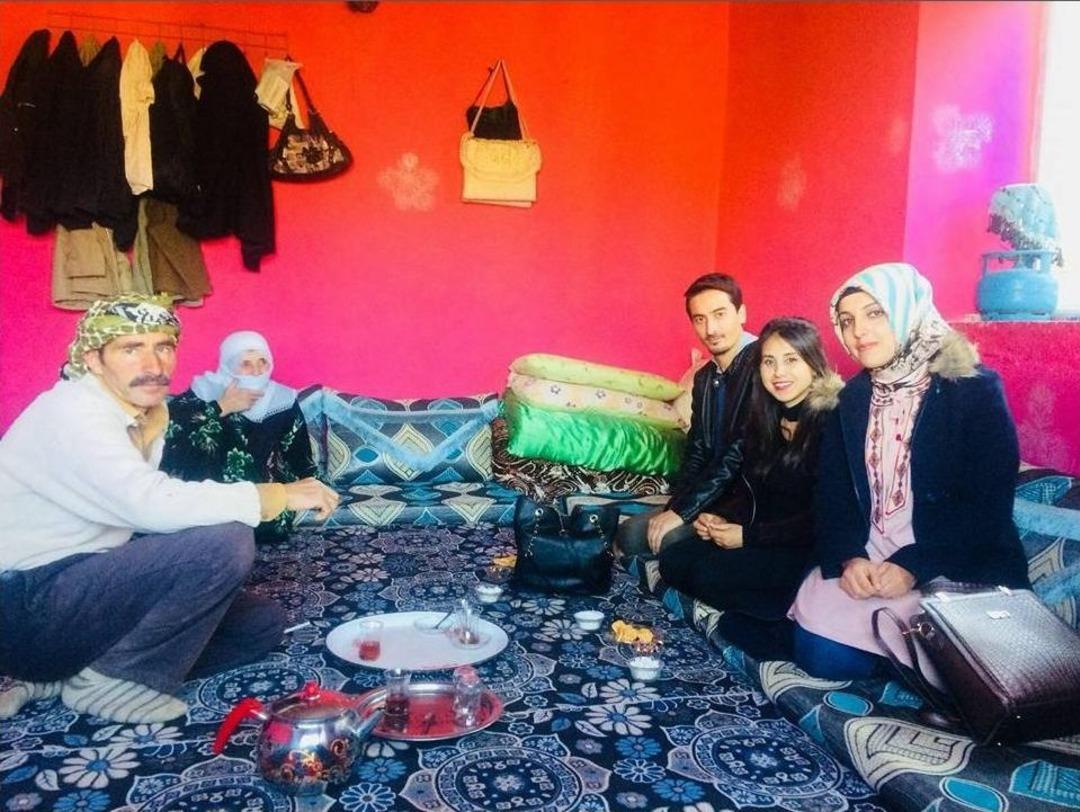 Fedakar &Ouml;ğretmenler, 4 Kız &Ccedil;ocuğu Okula Kazandırdı