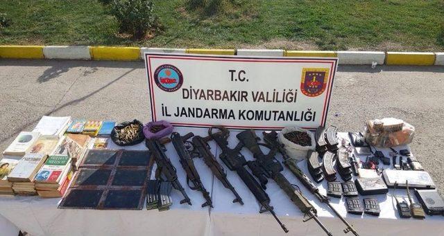 Diyarbakır’da Terör Örgütü Pkk’ya Büyük Darbe