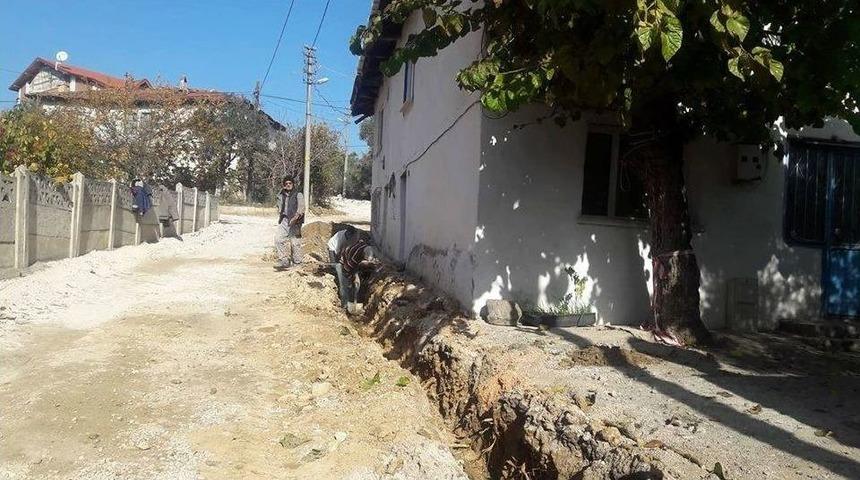 Bayırk&ouml;y&rsquo;de Alt Yapı &Ccedil;alışmaları Devam Ediyor