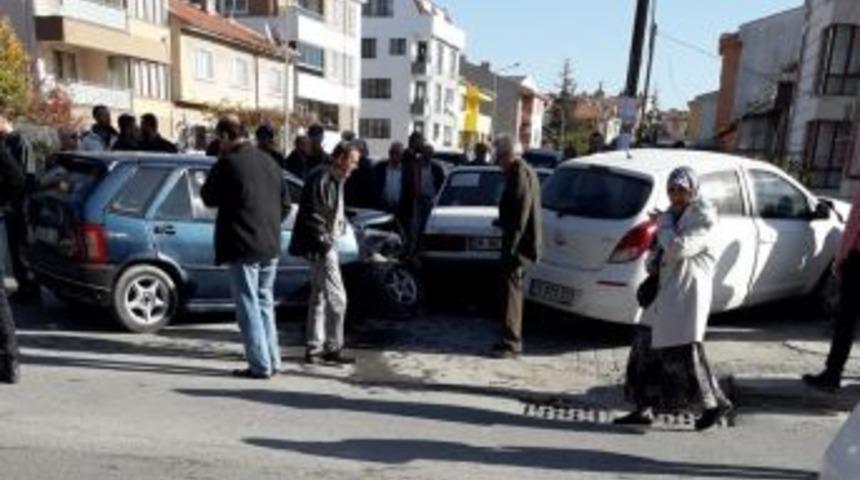 Eskişehir&rsquo;de Trafik Kazası: 1 Yaralı