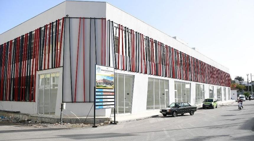 Bozyazı Katlı Otopark Ve Pazaryeri, Ay Sonunda Hizmete A&ccedil;ılıyor