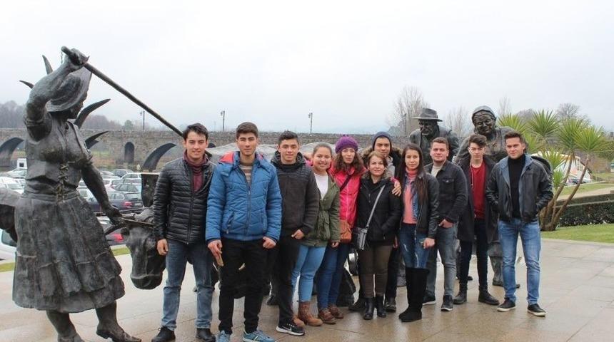 Dalyanlı &Ouml;ğrenciler Yurt Dışında T&uuml;rk Mutfağını Tanıttı