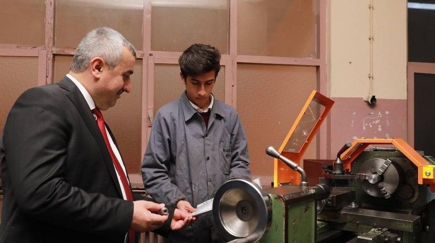 Başkan Baran &ldquo;sizlerin En İyi Şekilde Eğitim Alması &Ouml;nemli&rdquo;