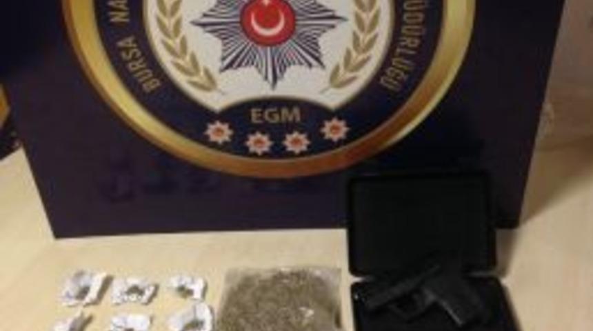 Narkotik Ekiplerinden Zehir Tacirlerine Darbe