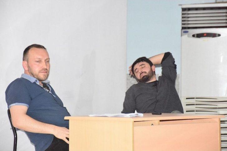 Öğrencilere Madde Bağımlılığı Tiyatro Oyunu İle Anlatıldı G4