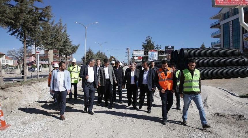 Başkan T&uuml;rel Korkuteli&rsquo;nde &Ccedil;alışmaları Denetledi