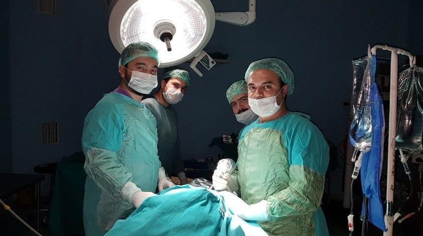 Şırnak Devlet Hastanesinde Kapalı G&ouml;zyaşı Kanal Ameliyatı Yapıldı