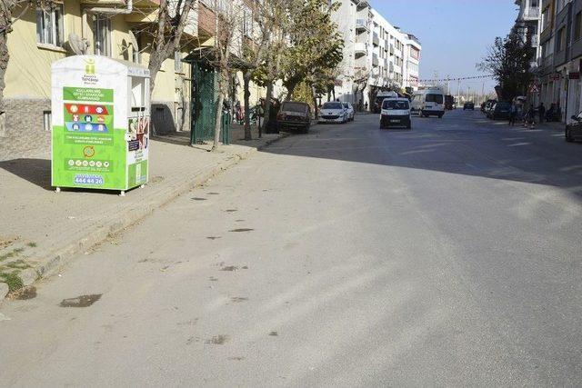 “eskiler Geri Dönsün” Sloganı İle Tekstil Atıkları Da Toplanmaya Başlıyor