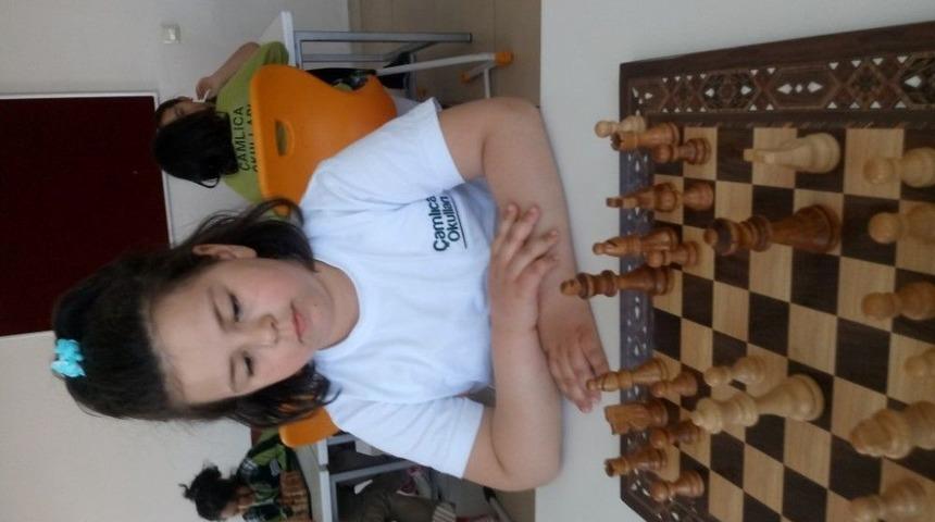 &Ccedil;amlıca Okullarında Satran&ccedil; Turnuvası D&uuml;zenlendi