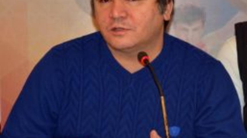 Cep Herk&uuml;l&uuml;, T&uuml;rkiye&rsquo;yi Yasa Boğdu