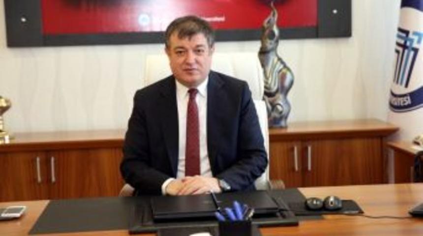 &Ccedil;ak&uuml; Rekt&ouml;r&uuml; Ayrancı: "abd Ve Nato T&uuml;rkiye&rsquo;ye Saldırıyor"