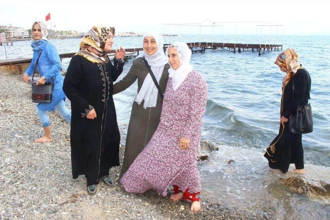 Batmanlı Anneler Hayatlarında İlk Defa U&ccedil;ağa Binip Denize Girdi