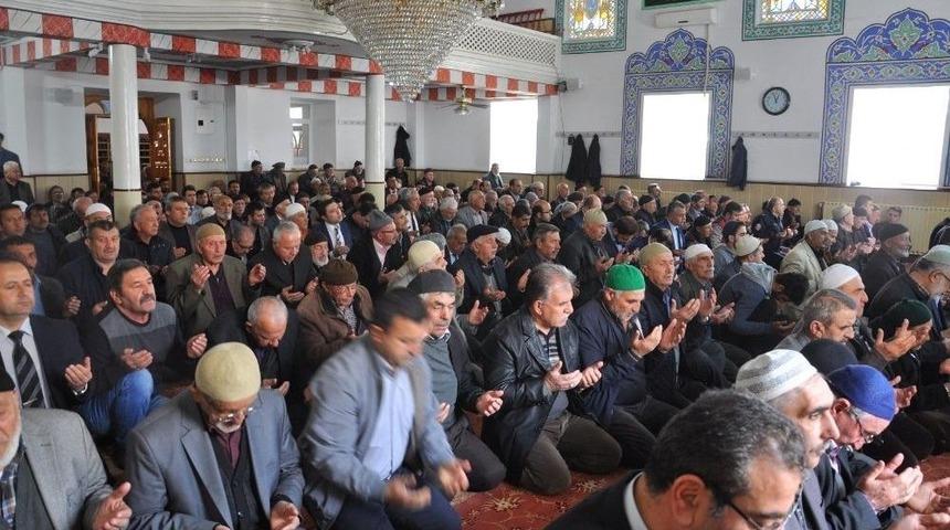 Sungurlu&rsquo;da Şehitler İ&ccedil;in Mevlit Okutuldu