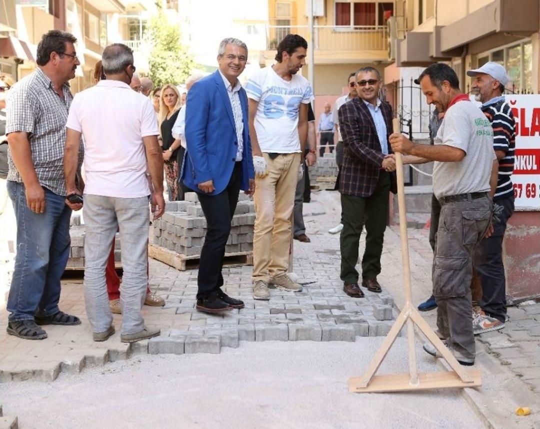 Karşıyaka Sokaklarına Estetik Dokunuş