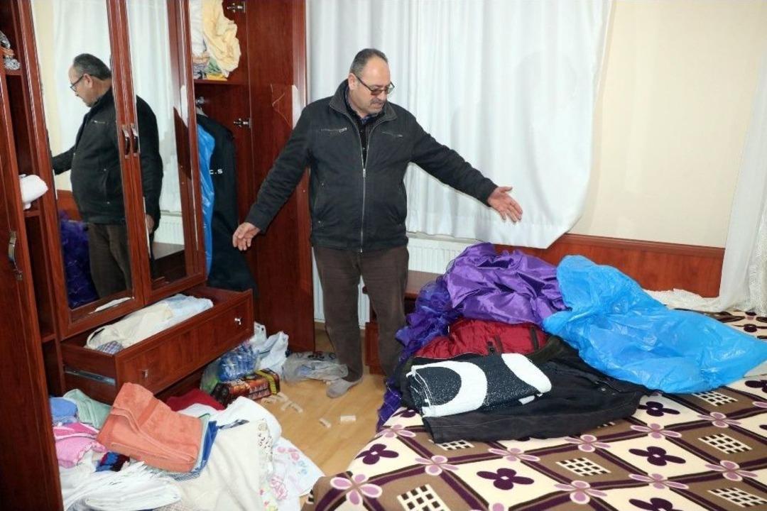 Hırsızlar, Mehmet&ccedil;ikler İ&ccedil;in Hatay&rsquo;a Giden Gurbet&ccedil;ilerin Evlerini Soydu