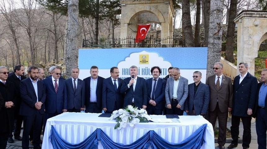 Hadimi Külliyatı Türkçe’ye Kazandırılıyor