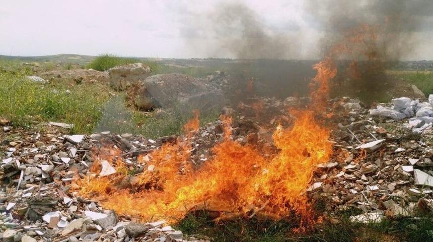 Balıklar Ateşe Verildi
