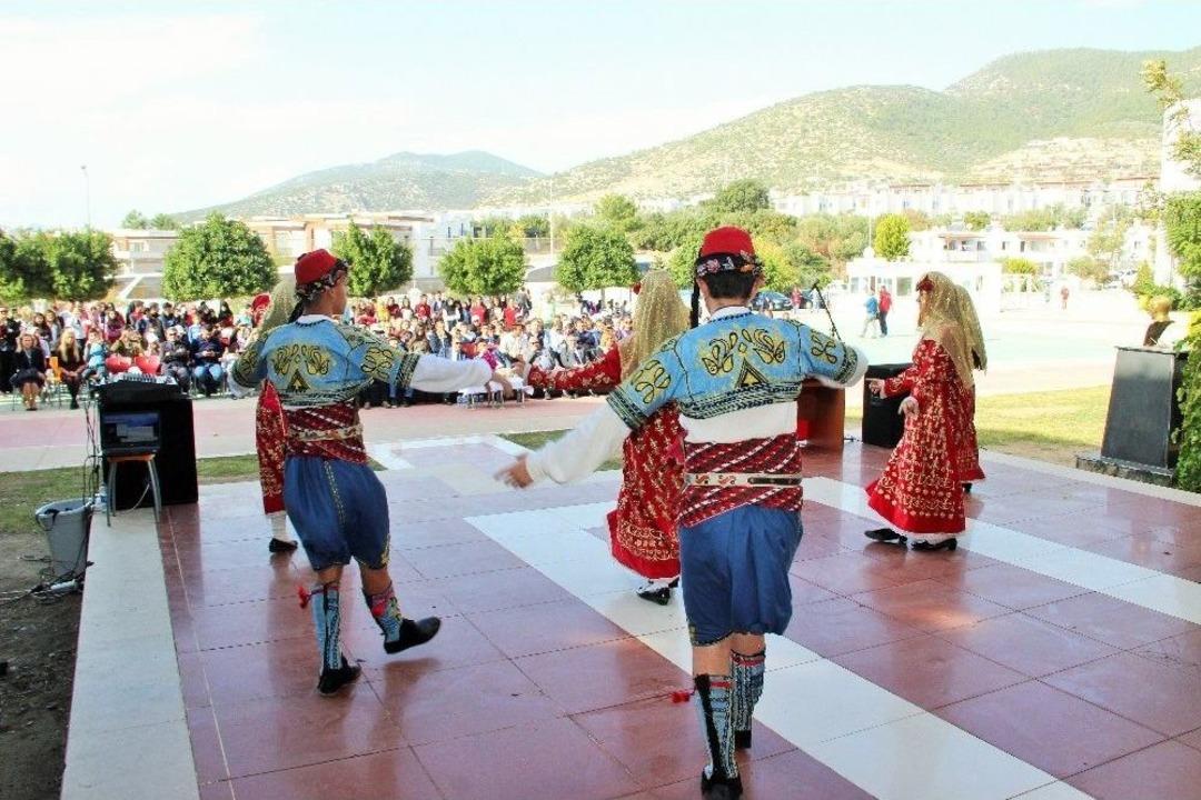 Bing&ouml;l&rsquo;den 120 &Ouml;ğrenci Bodrum&rsquo;u Gezdi