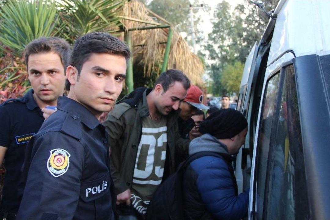 Ka&ccedil;malarına Saatler Kala Yakalandılar