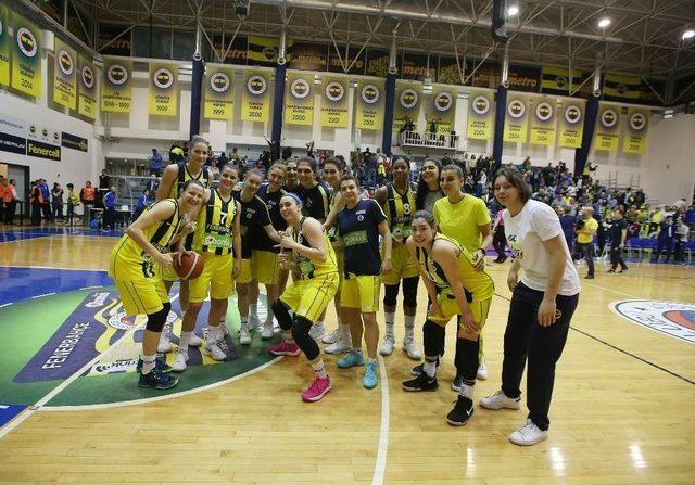 Fenerbahçe Finalde