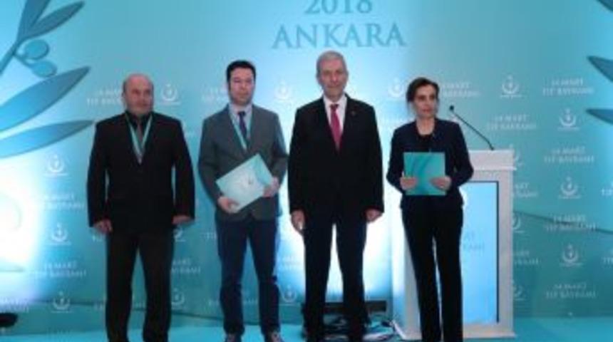 Rize&rsquo;de Yılın Doktorları &Ouml;d&uuml;llerini Aldı