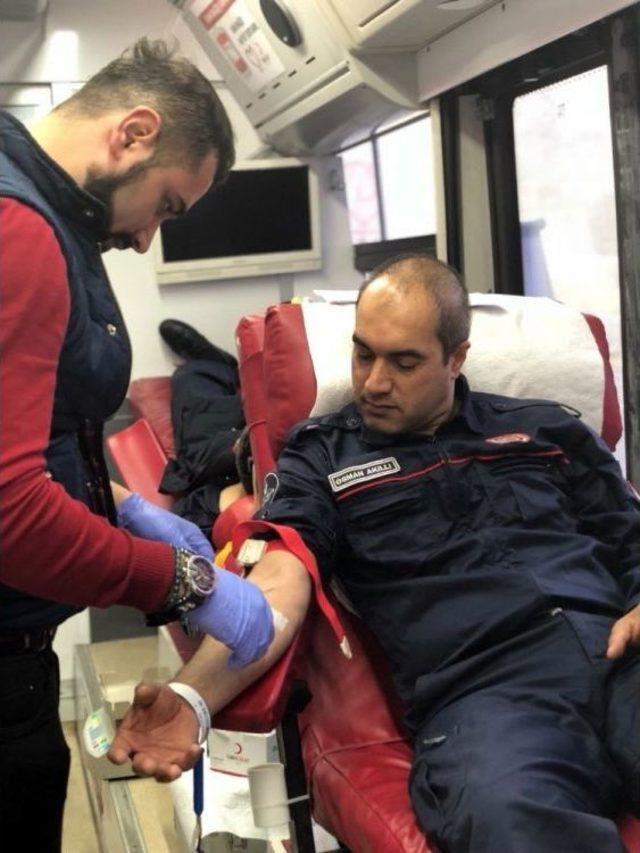 İbb İtfaiyesinden Afrin Operasyonuna Destek İçin Kan Bağışı