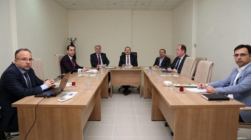 Doğal Taş Fabrikası Mart Ayı Toplantısı Vali Pehlivan Başkanlığında Ger&ccedil;ekleştirildi