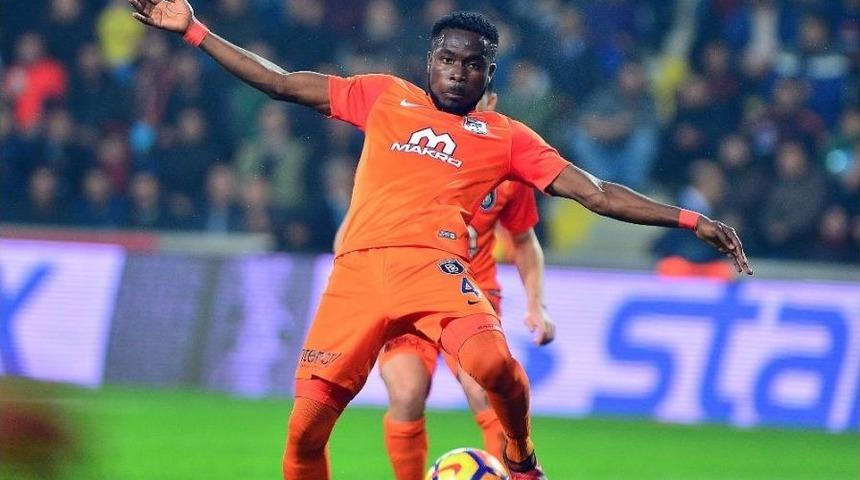 Başakşehir’i Defansı Sırtlıyor