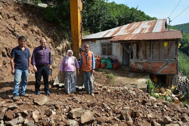 36 Yıl Sonra Yola Kavuştular, Gözyaşlarını Tutamadılar